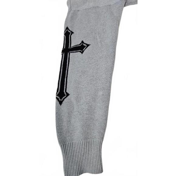 Nikka K Women's Gray Cropped Knit Sweater with Cross Design Size Large - Picture 5 of 8